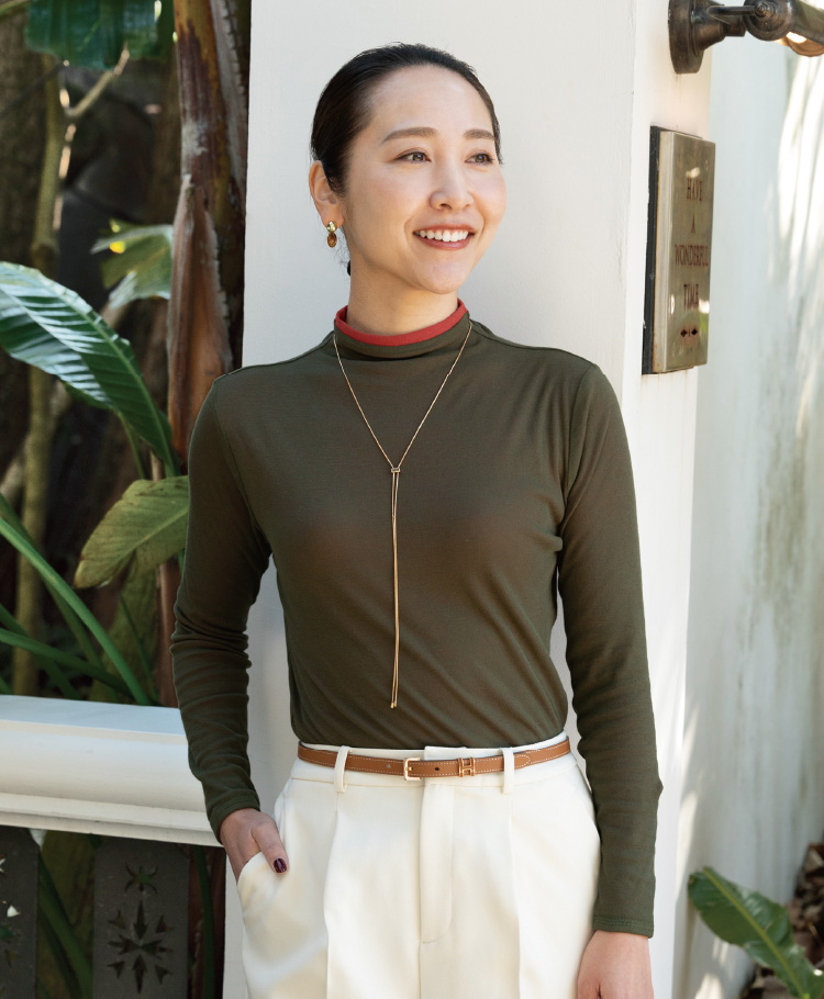 リバーシブルボトルネック長袖